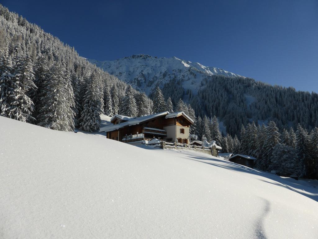 Berghaus Alpenroesli Otel Klosters Dış mekan fotoğraf