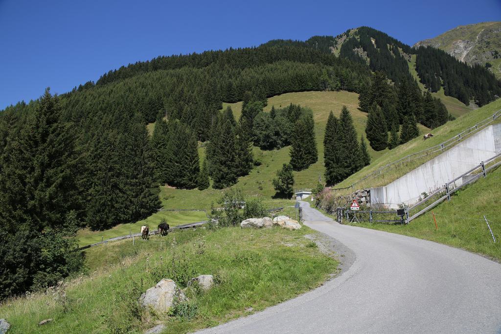 Berghaus Alpenroesli Otel Klosters Dış mekan fotoğraf